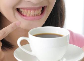 Common Causes of Tooth Discoloration: Addressing Stains for a Whiter Smile